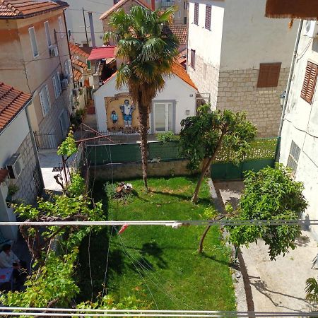 Old Stone House In Historical Area Villa Split Bagian luar foto