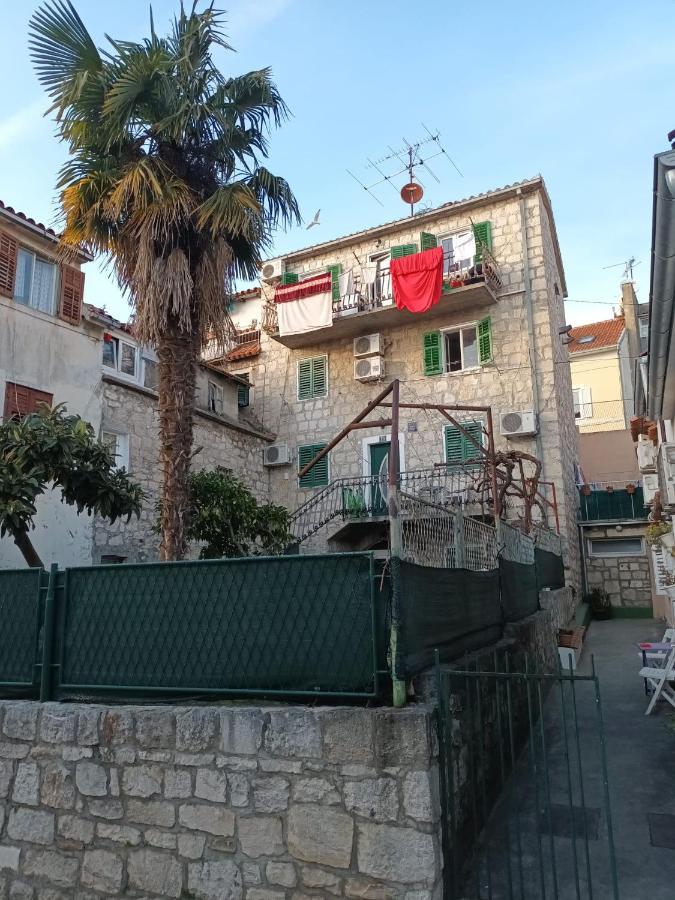 Old Stone House In Historical Area Villa Split Bagian luar foto